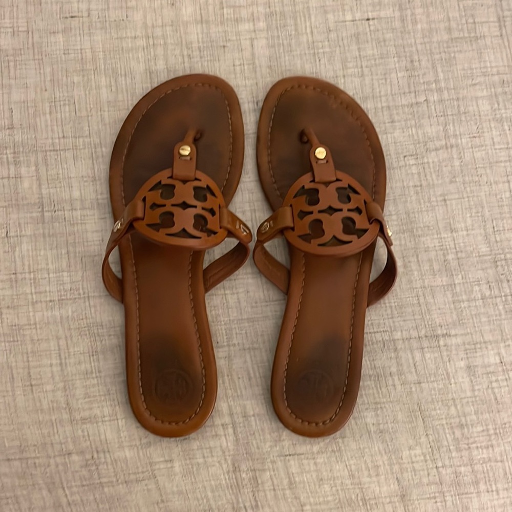 Tory Burch Millers, size 8. Color: Calf Leather